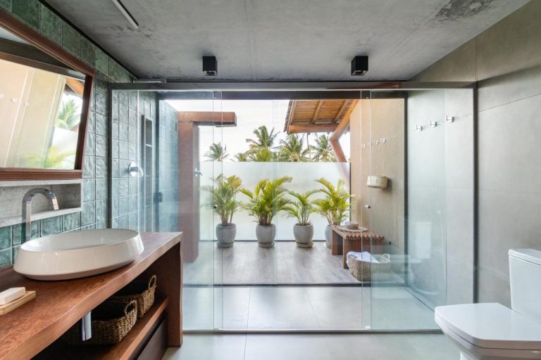 WhatsApp Image 2025-10-21 at 13.48